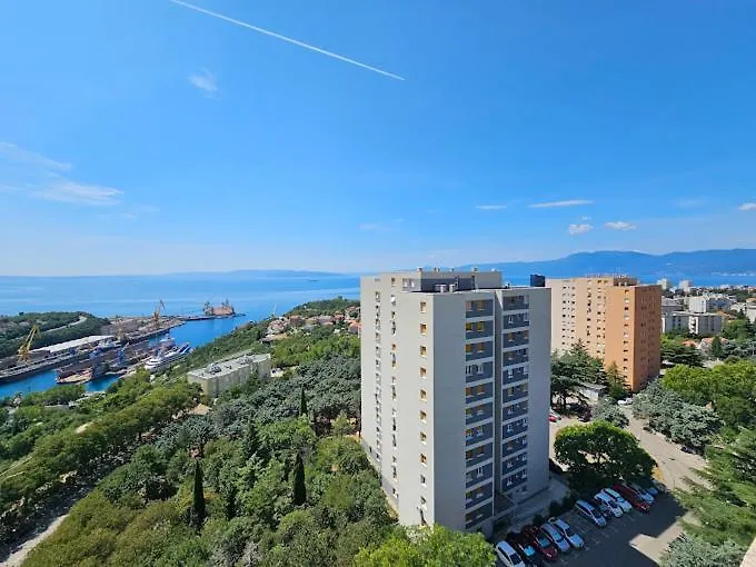 Apartment Reina Rijeka